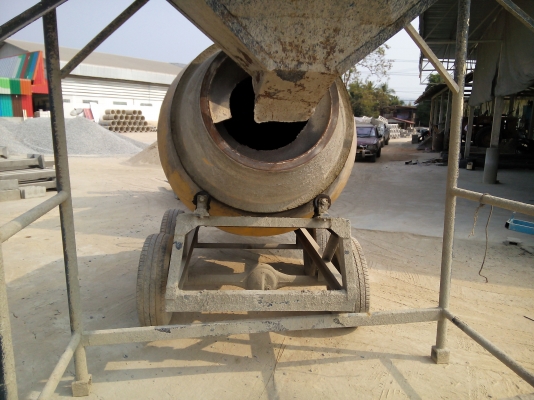 ขาย โม่ปูน 1คิว