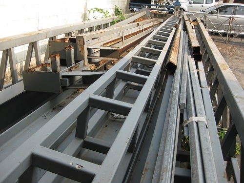 โครงสร้างพร้อมตัวเครนและรอกวิ่งตามรางขนาด3ตันขาย350,000