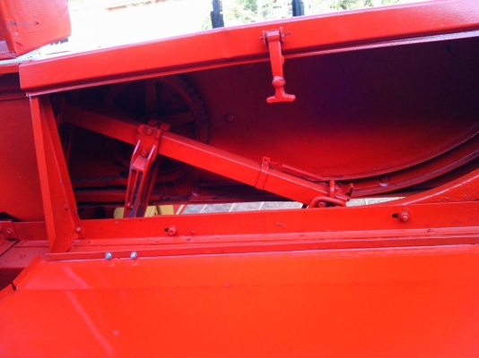 เครื่องอัดฟาง NEWHOLLAND รุ่น 370 เครื่องอัดฟาง NEWHOLLAND รุ่น 370