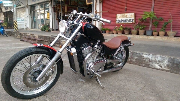 ขายคับ SUZUKI INTRUDER 750 CC. ท่อคู่ สีสวย โครเมี่ยมเงา ยางหน้าหลังเต็ม สรรพสามิตรตัวจริง ระบบเพลาคับนิ่มๆ สวยๆ คับ ราคา 59500 บาท ส่งได้ทั่วไทยคับ สนใจติดต่อ 081-0578282 ไอดีไลน์ POPBIGBIKESAKON คับ สนใจรถสวย ถูก ดี ต้อง POP BIGBIKE SAKONNAKHON