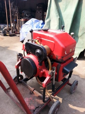 ปี๊มน้ำดับเพลิง TOHUTSU V75EE 60HP