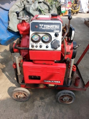 ปี๊มน้ำดับเพลิง TOHUTSU V75EE 60HP