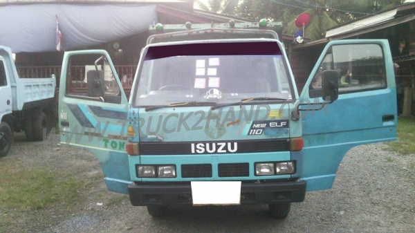 ISUZU NKR  88  แรงม้า 55EU5M พื้นดั้มพ์ทำใหม่ สามารถดูสภาพรถและทดลองขับได้ที่ศูนย์พักรถ truck2hand จังหวัดสระบุรี