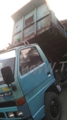 ISUZU NKR  88  แรงม้า 55EU5M พื้นดั้มพ์ทำใหม่ สามารถดูสภาพรถและทดลองขับได้ที่ศูนย์พักรถ truck2hand จังหวัดสระบุรี