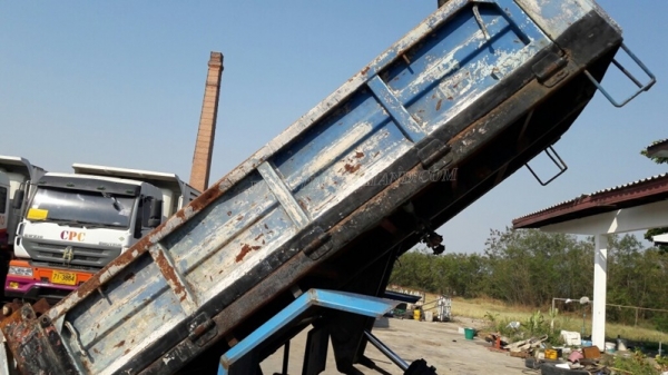 ISUZU NKR  88  แรงม้า 55EU5M พื้นดั้มพ์ทำใหม่ สามารถดูสภาพรถและทดลองขับได้ที่ศูนย์พักรถ truck2hand จังหวัดสระบุรี