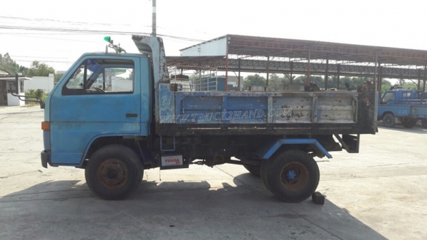 ISUZU NKR  88  แรงม้า 55EU5M พื้นดั้มพ์ทำใหม่ สามารถดูสภาพรถและทดลองขับได้ที่ศูนย์พักรถ truck2hand จังหวัดสระบุรี