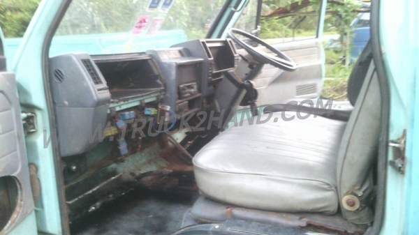 ISUZU NKR  88  แรงม้า 55EU5M พื้นดั้มพ์ทำใหม่ สามารถดูสภาพรถและทดลองขับได้ที่ศูนย์พักรถ truck2hand จังหวัดสระบุรี