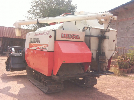 ขายด่วน รถเกี่ยวข้าว KUBOTA