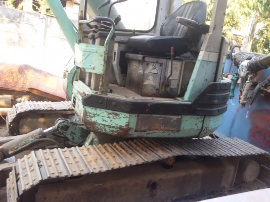 (ร้านรุ่งโรจน์ 082-1057078)ขาย แบคโฮ KOBE LCO SK50 (ลูกค้ามารับรถแล้ว)รถใช้งานได้เลย (ร้านรุ่งโรจน์ 082-1057078)ขาย แบคโฮ KOBE LCO SK50 (ลูกค้ามารับรถแล้ว)รถใช้งานได้เลย