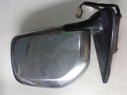 กระจกมองข้างโตโยต้าไทเกอร์ไฟฟ้3สายหลังโครเมี่ยมถอดสวยครับ