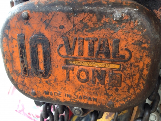 ขายรอกโซ่มือสาว Vital 10 ton made in Japan สภาพดี สาวนิ่ม โซ่ยาวประมาณ 6.5m. พร้อมใช้งาน