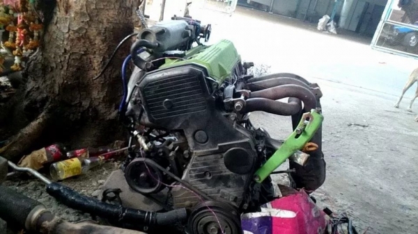 แยกขายเครื่องท่อนตรง  3S-FE ไม่มีเกียร์