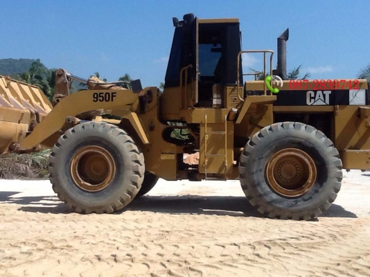 ขายรถตักล้อยาง CATERPILLAR 950 F