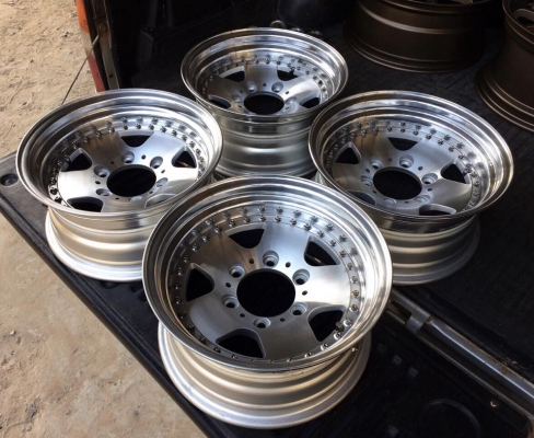 ขายล้อ WORK DEERFIELD 15x7 ออฟ-20 6/139.7 ประมูลจากญี่ปุ่นครับ