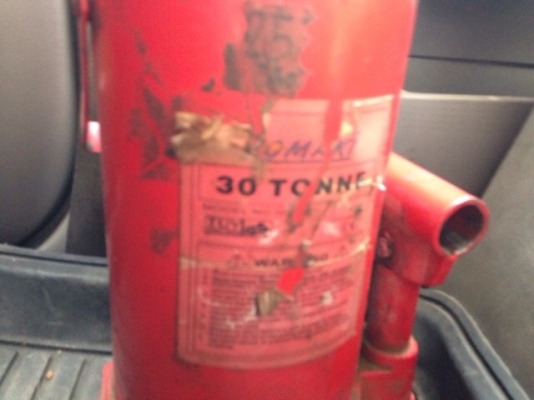 แม่แรง 30 ตัน