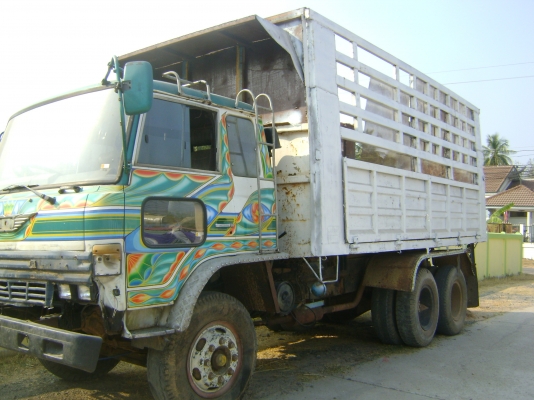 แชสชีหัวยาว/  ดั้ม เพลาเดียว ม.79  ราคา  250,000  บาท