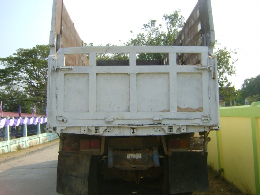 แชสชีหัวยาว/  ดั้ม เพลาเดียว ม.79  ราคา  250,000  บาท