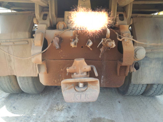 18ล้อดั้ม แม่-ลูก 260แรง ปี*48 ดั้มมีเนียม  รถสวย..พร้อมใช้