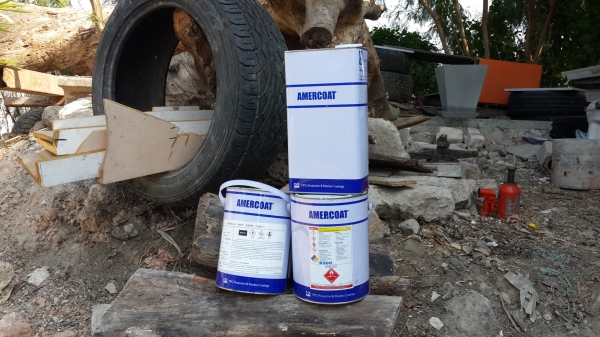 ขายสีมี 4 ชุด 1 ชุดมีสี 2 ถังกับทินเนอร์ 1 ปี๊บ