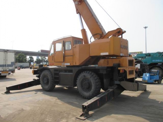 ขายรถเครน KATO รุ่น RK-250 สภาพสวยพร้อมใช้งาน
