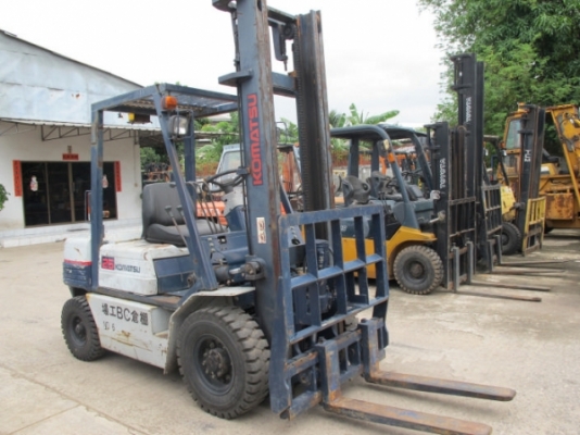 เช่ารถยกโฟร์คลิฟท์ รถยกฟอร์คลิฟท์ forklift ระยะสั้น ระยะยาว