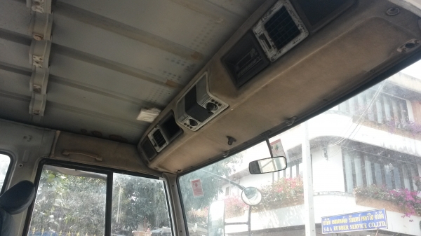 ขายรถ6ล้อใหญ่ มิตรซูไอ้หลง6D14-160แรง เครื่องดีมากแน่นๆ แซสซีสวยทั้งเส้น หัวทำสีแล้วกำลังประกอบ ไม่มีผุ เบรคทิ๊ปฟี่ ทะเบียนไม่ขาดกระบะยาว6.20เมตร ขาย 350000 บาท เท่านั้น