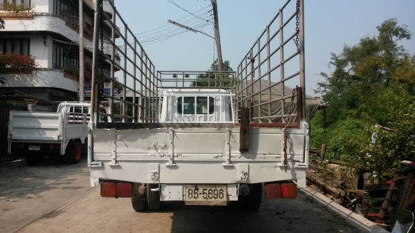 ขายรถ6ล้อใหญ่ มิตรซูไอ้หลง6D14-160แรง เครื่องดีมากแน่นๆ แซสซีสวยทั้งเส้น หัวทำสีแล้วกำลังประกอบ ไม่มีผุ เบรคทิ๊ปฟี่ ทะเบียนไม่ขาดกระบะยาว6.20เมตร ขาย 350000 บาท เท่านั้น