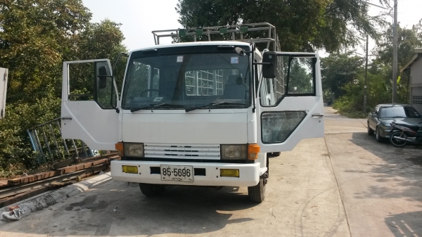 ขายรถ6ล้อใหญ่ มิตรซูไอ้หลง6D14-160แรง เครื่องดีมากแน่นๆ แซสซีสวยทั้งเส้น หัวทำสีแล้วกำลังประกอบ ไม่มีผุ เบรคทิ๊ปฟี่ ทะเบียนไม่ขาดกระบะยาว6.20เมตร ขาย 350000 บาท เท่านั้น