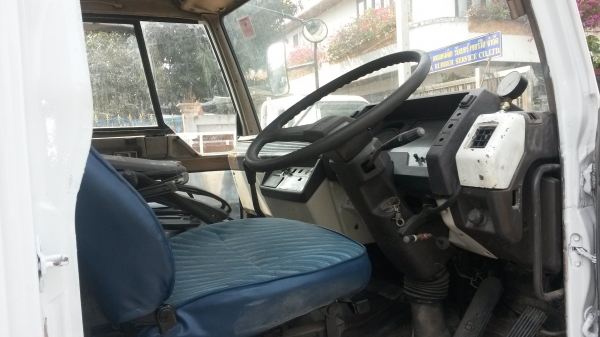 ขายรถ6ล้อใหญ่ มิตรซูไอ้หลง6D14-160แรง เครื่องดีมากแน่นๆ แซสซีสวยทั้งเส้น หัวทำสีแล้วกำลังประกอบ ไม่มีผุ เบรคทิ๊ปฟี่ ทะเบียนไม่ขาดกระบะยาว6.20เมตร ขาย 350000 บาท เท่านั้น