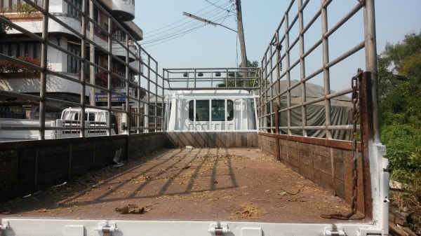 ขายรถ6ล้อใหญ่ มิตรซูไอ้หลง6D14-160แรง เครื่องดีมากแน่นๆ แซสซีสวยทั้งเส้น หัวทำสีแล้วกำลังประกอบ ไม่มีผุ เบรคทิ๊ปฟี่ ทะเบียนไม่ขาดกระบะยาว6.20เมตร ขาย 350000 บาท เท่านั้น