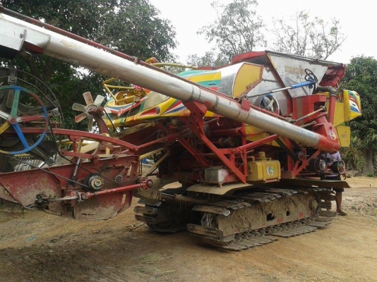 ขายรถเกี่ยว เกษตรพัฒนา รุ่นปลดนี้ ปี2554 ราคา 550000