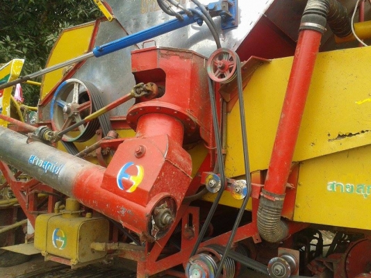 ขายรถเกี่ยว เกษตรพัฒนา รุ่นปลดนี้ ปี2554 ราคา 550000