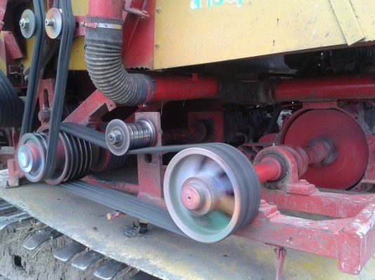 ขายรถเกี่ยว เกษตรพัฒนา รุ่นปลดนี้ ปี2554 ราคา 550000