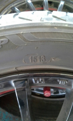 แม็ก ขอบ 15. Tel.081-427-3941