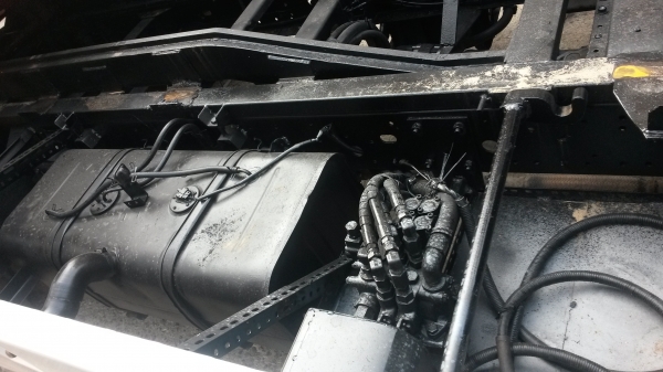 ขายรถสไลด์โตโยต้ารถนอก ทำสีแล้วไม่มีทะเบียนเป็นใบอินวอยนำเข้าครับ เครื่อง13B รถพร้อมใช้งานครับ ขาย 350000 บาท ต่อรองได้ครับ