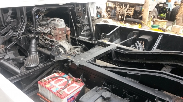 ขายรถสไลด์โตโยต้ารถนอก ทำสีแล้วไม่มีทะเบียนเป็นใบอินวอยนำเข้าครับ เครื่อง13B รถพร้อมใช้งานครับ ขาย 350000 บาท ต่อรองได้ครับ