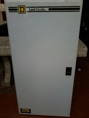 ตู้ไฟสภาพสวยๆ พร้อมเบรกเกอร์