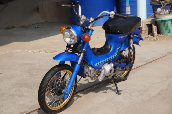 ขายชาลี BIGBULL 125 CC สตาทร์มือ เอกสารทะเบียนพร้อมโอน ภาษี พ ร บ 2559 เครื่องดีมากมาก เดินเบานิ่ง สภาพตามรูป รถพร้อมใช้