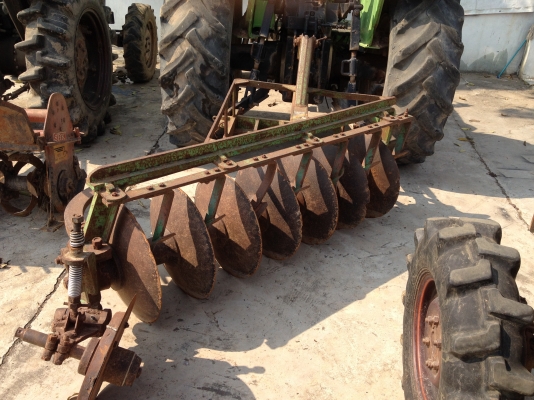 แทรคเตอร์ ดอยส์ พร้อมผาน 7 แทรคเตอร์ ดอยส์ พร้อมผาน 7