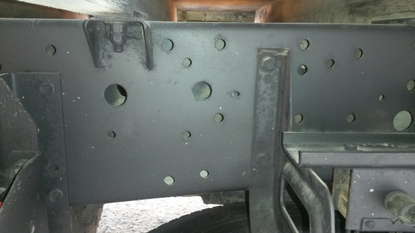 ขายรถอีซูซุจดประกอบ6ล้อ สวยมากครับ เหมือนรถใหม่แอร์เย็นเจี๊ยบ เครื่อง4600cc. ติดแก๊สLPG ถังใหญ่มาจากนอกท้ายติดลิ๊ฟท์ ประตูข้างเปิด2ชั้น เป้น6ล้อมาจากนอกป้ายเล็กไม่ติดเวลา ขาย 380000 บาท ท้ามาให้ลองขับรถใช้เองครับ