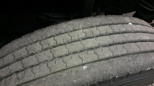 ขายรถอีซูซุจดประกอบ6ล้อ สวยมากครับ เหมือนรถใหม่แอร์เย็นเจี๊ยบ เครื่อง4600cc. ติดแก๊สLPG ถังใหญ่มาจากนอกท้ายติดลิ๊ฟท์ ประตูข้างเปิด2ชั้น เป้น6ล้อมาจากนอกป้ายเล็กไม่ติดเวลา ขาย 380000 บาท ท้ามาให้ลองขับรถใช้เองครับ