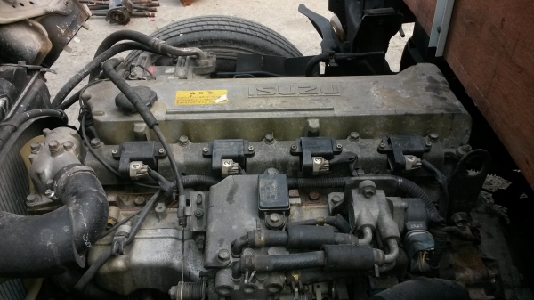 ขายรถอีซูซุจดประกอบ6ล้อ สวยมากครับ เหมือนรถใหม่แอร์เย็นเจี๊ยบ เครื่อง4600cc. ติดแก๊สLPG ถังใหญ่มาจากนอกท้ายติดลิ๊ฟท์ ประตูข้างเปิด2ชั้น เป้น6ล้อมาจากนอกป้ายเล็กไม่ติดเวลา ขาย 380000 บาท ท้ามาให้ลองขับรถใช้เองครับ