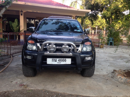 อีซุซุ4ประตูโฟลวิล อีซุซุ4ประตูโฟลวิล