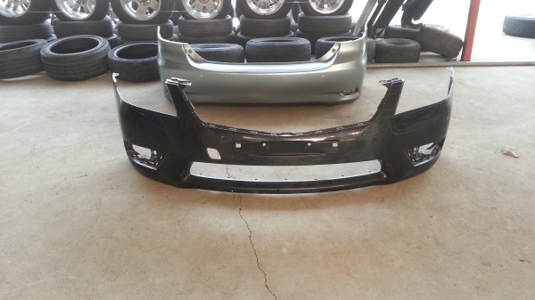 กันชนหน้าคัมรี่ พร้อมกระจัง ปี09-11 ของแท้มือสอง กันชนหน้าคัมรี่ พร้อมกระจัง ปี09-11 ของแท้มือสอง