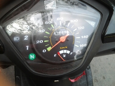 เวฟ110iปี253ตาทเท้า