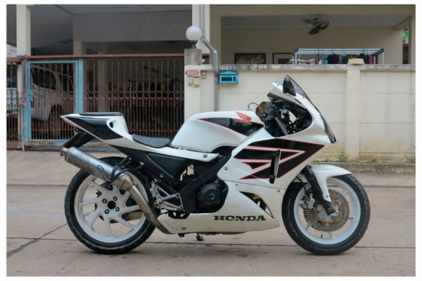Honda Vfr 400cc ทะเบียนแท้ โอนขนส่ง Honda Vfr 400cc ทะเบียนแท้ โอนขนส่ง