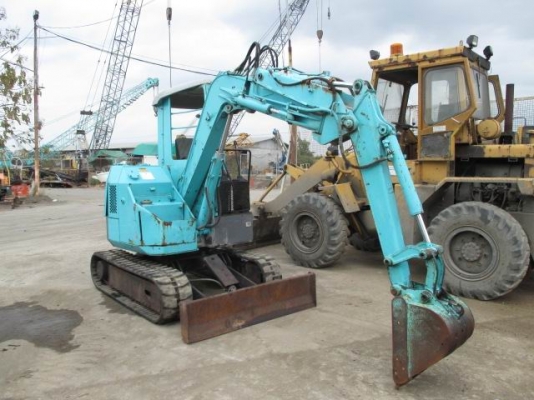 ขายkomatsupc28uu1.ถูกเหลือเชื่อ195000