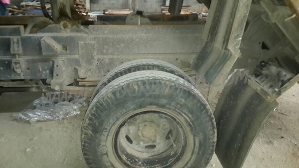 รถบรรทุก 6 ล้อดัมพ์ ISUZU NPR 130 แรงม้า  ปีจดทะเบียน 2548