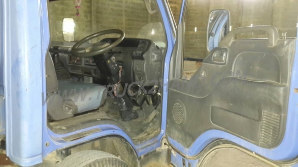 รถบรรทุก 6 ล้อดัมพ์ ISUZU NPR 130 แรงม้า  ปีจดทะเบียน 2548