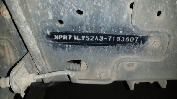 รถบรรทุก 6 ล้อดัมพ์ ISUZU NPR 130 แรงม้า  ปีจดทะเบียน 2548